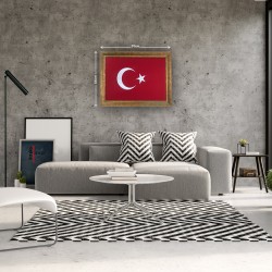 Altın Çerceve Nakış İşlemeli Türk Bayrağı